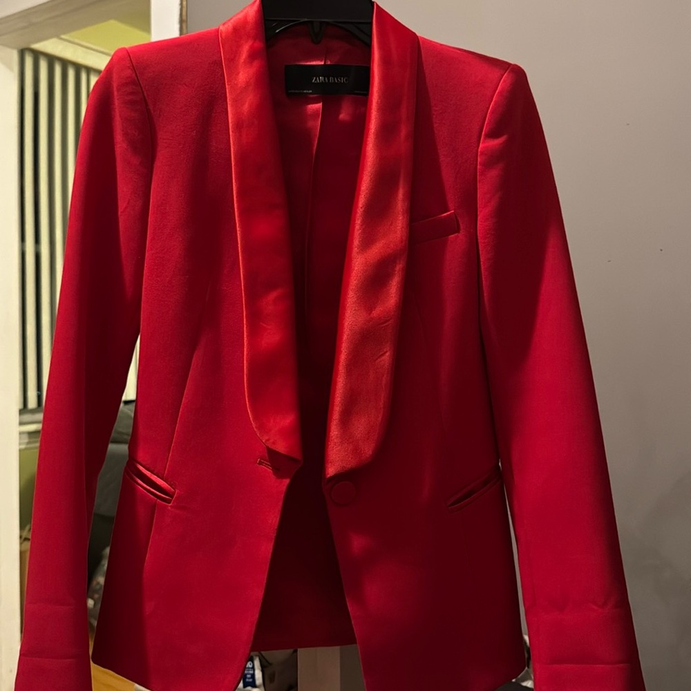 Red Zara blazer